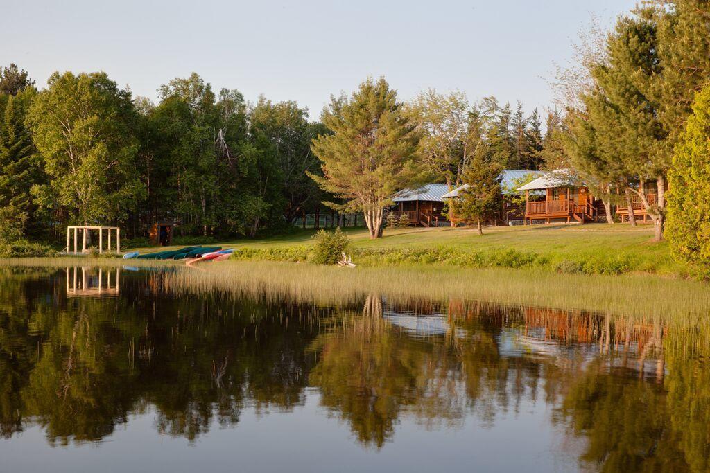 Lake Parlin Lodge & Cabins West Forks Екстериор снимка