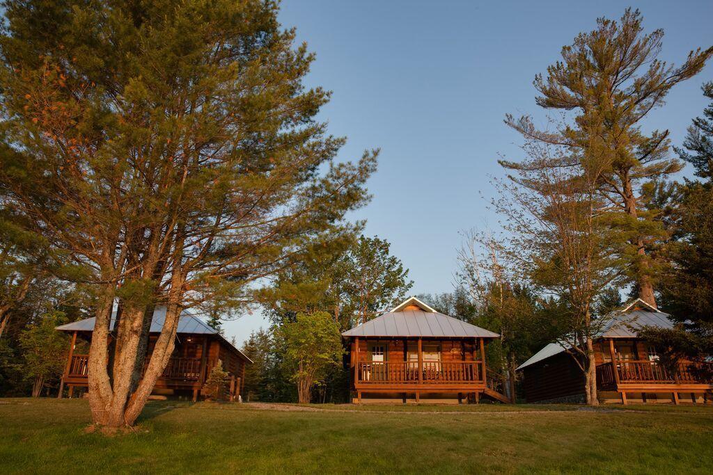 Lake Parlin Lodge & Cabins West Forks Стая снимка
