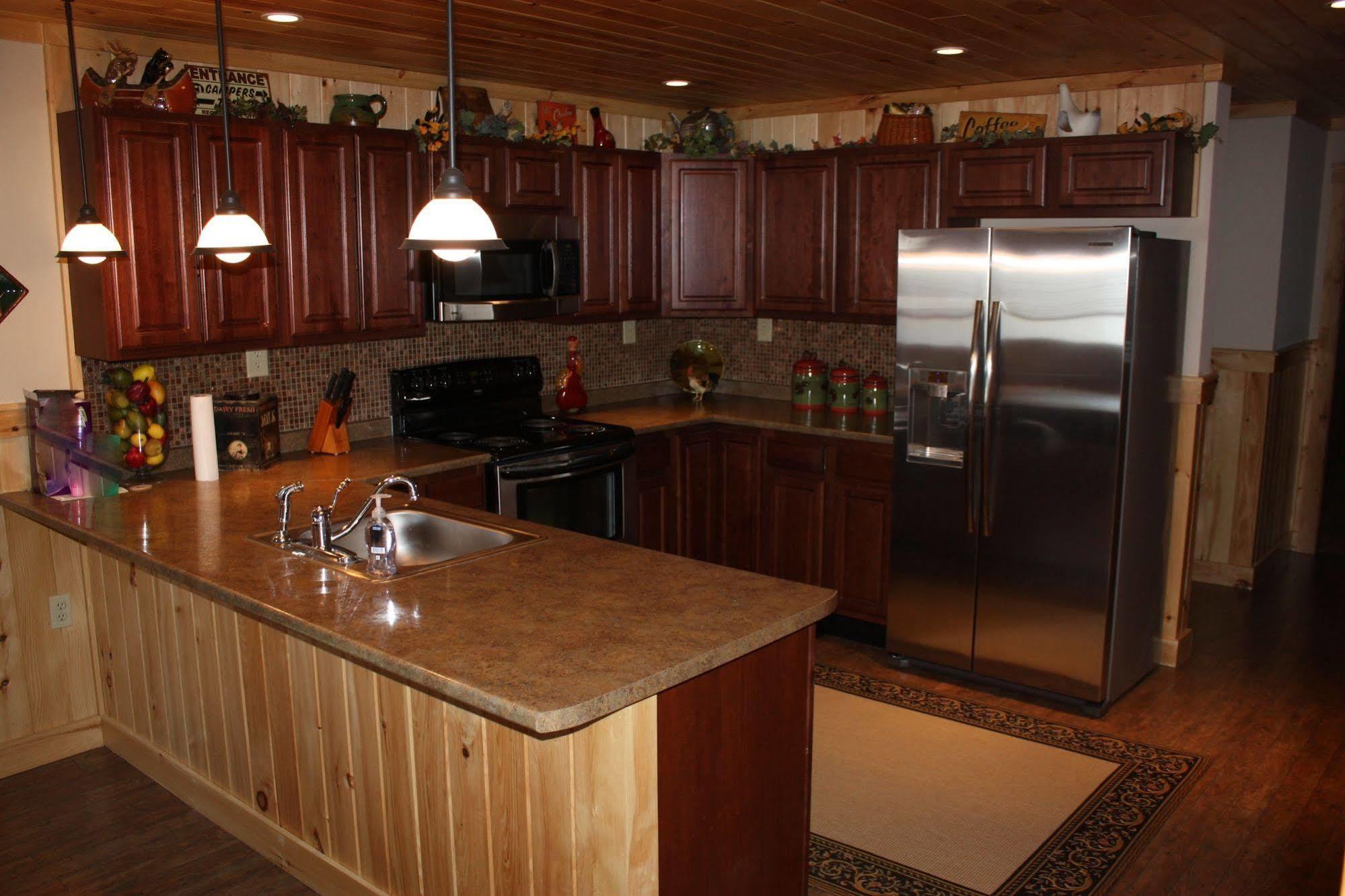 Lake Parlin Lodge & Cabins West Forks Екстериор снимка