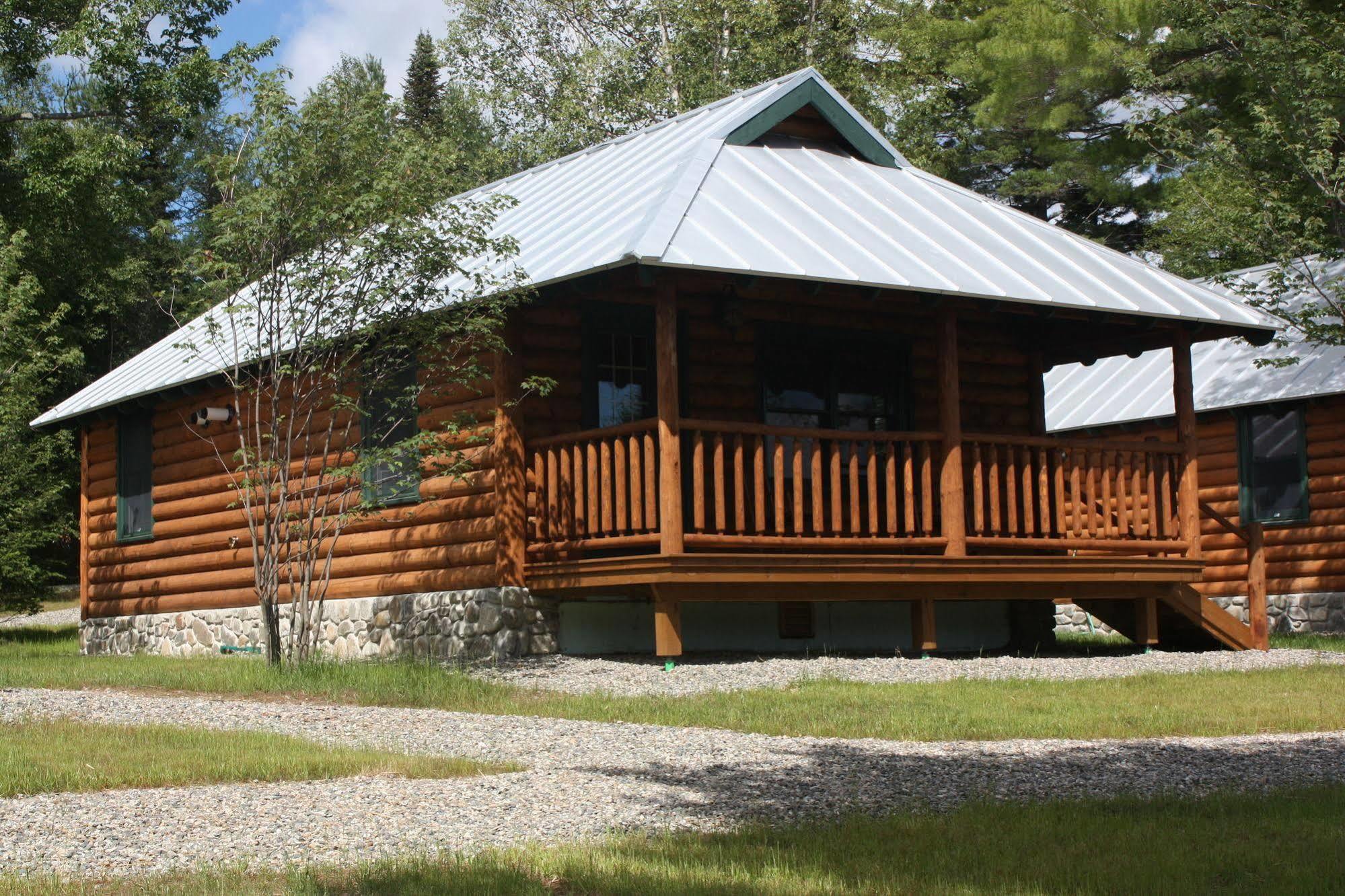 Lake Parlin Lodge & Cabins West Forks Екстериор снимка